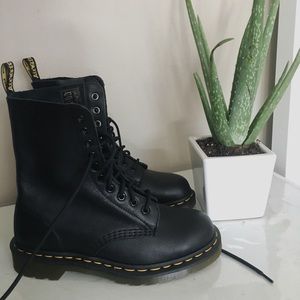 Dr. Martens 1490 lace-up boot